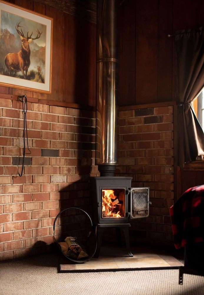 Lochsa Lodge Resort Signature Cabin, Multiple Beds, Fireplace 12