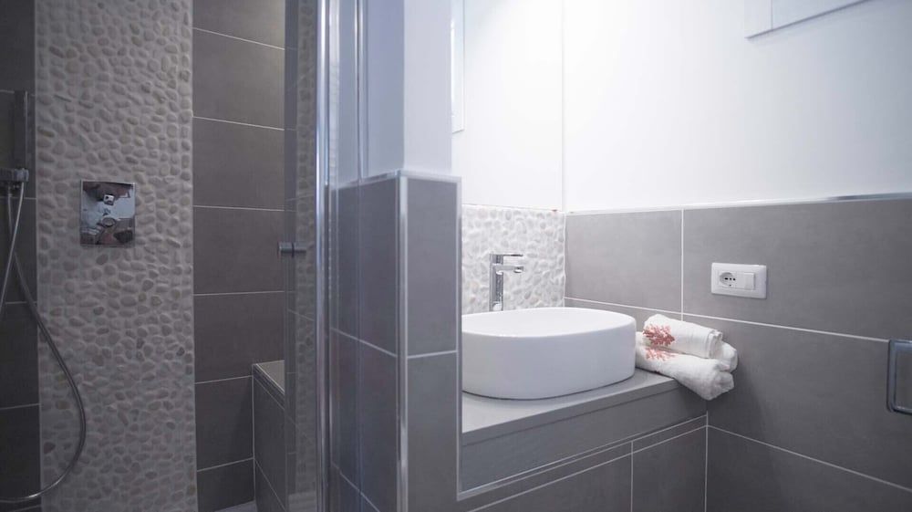 Spacious Villa with 4 rooms, pool, solarium & garden Villa 8