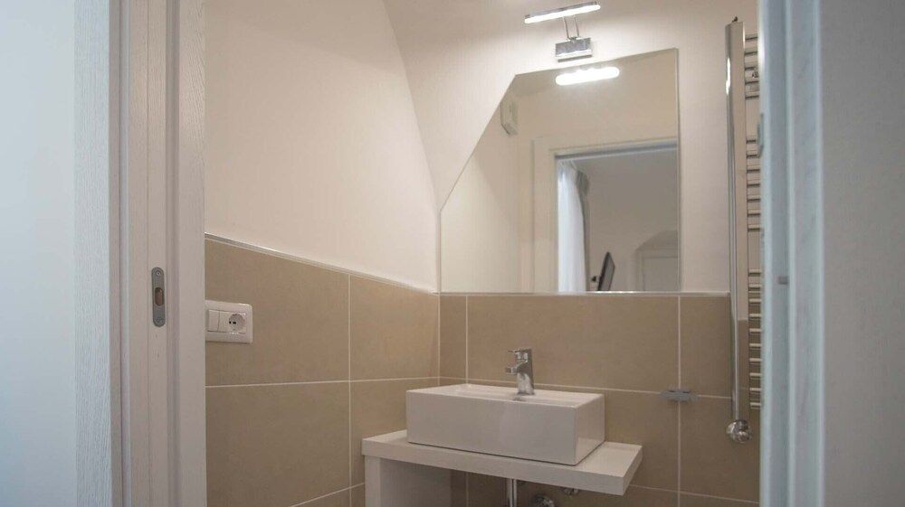 Spacious Villa with 4 rooms, pool, solarium & garden Villa 10