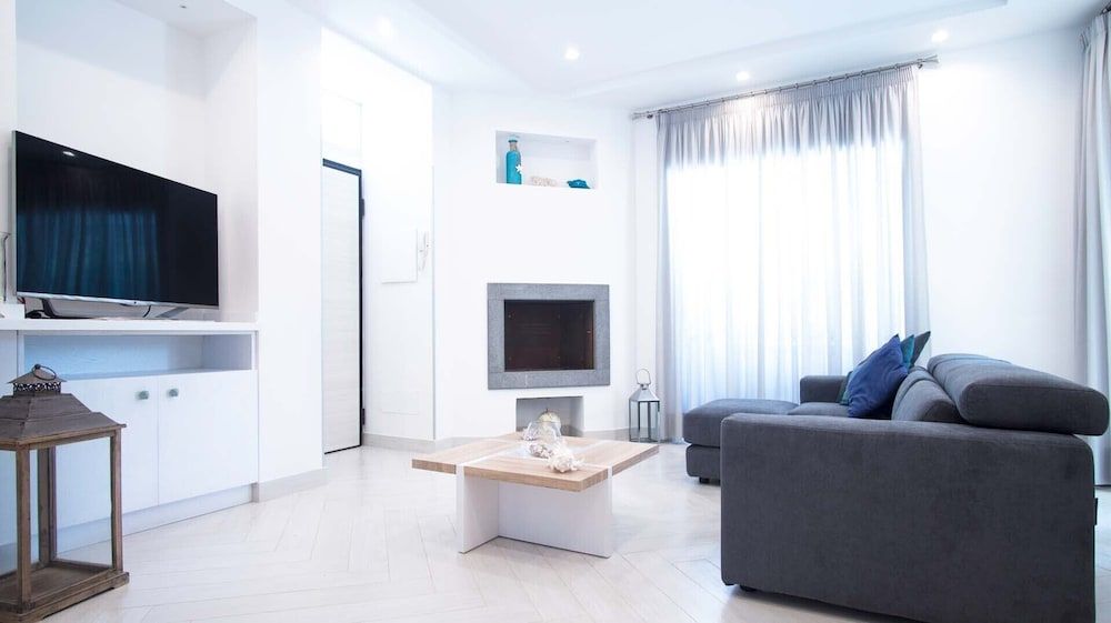 Spacious Villa with 4 rooms, pool, solarium & garden Villa 14