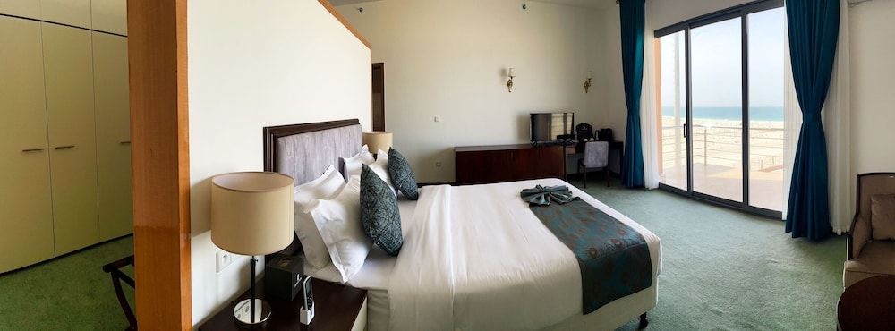 Senior Suite