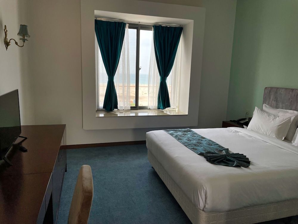 Superior Double Room, 1 Queen Bed, Non Smoking, Pool View