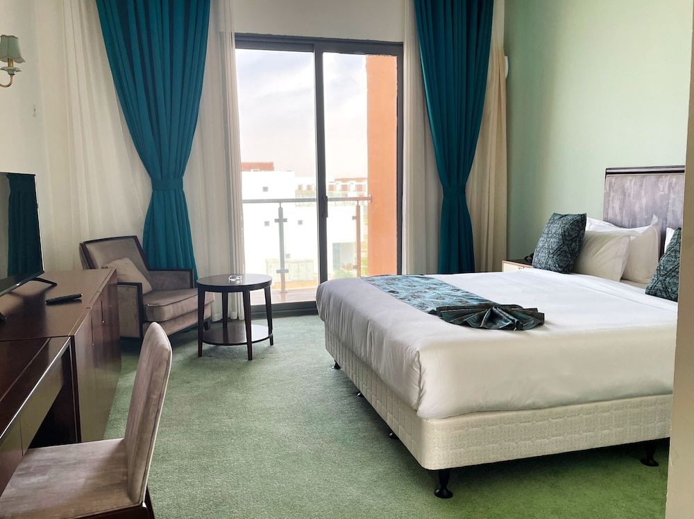 Superior Room, Non Smoking, Pool View