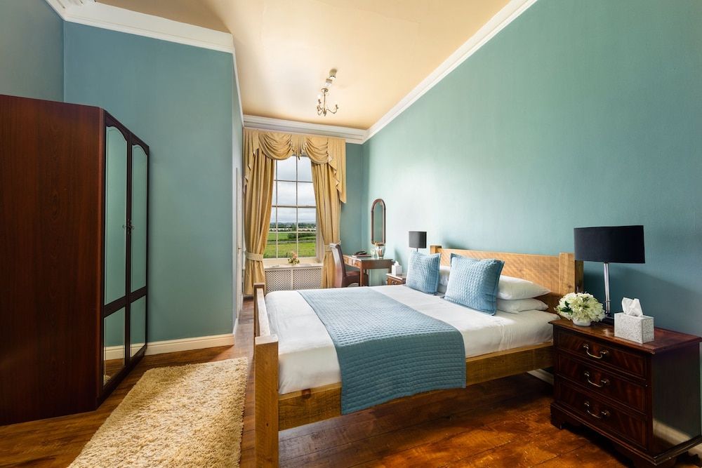 Greenhill Hotel Double Room, Ensuite 3