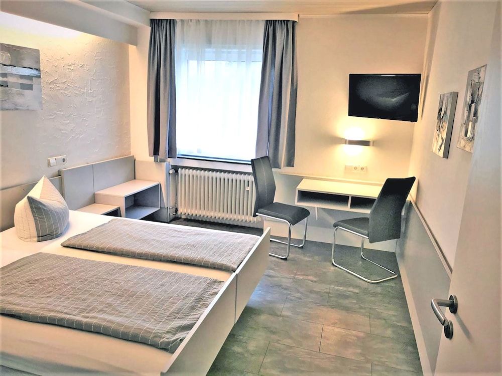 Basic Double Room