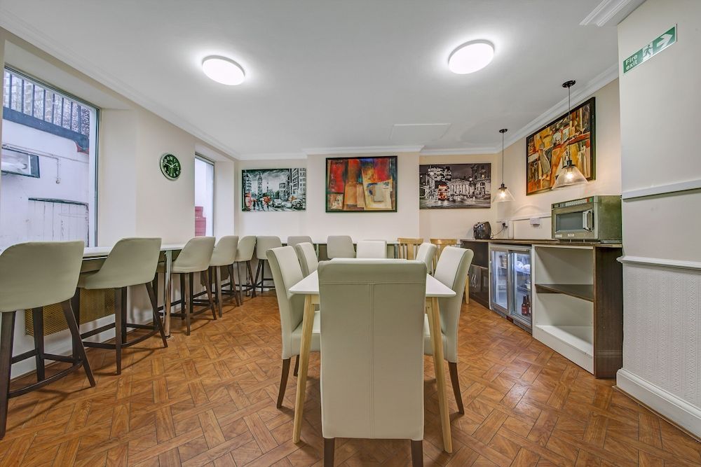 undefined OYO 24 Sussex, London Paddington 9