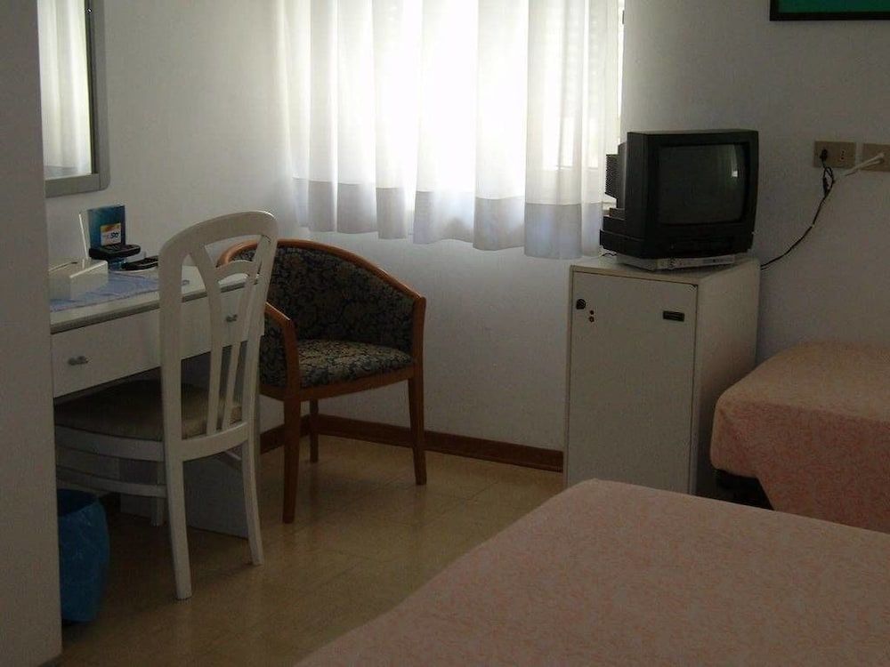 Comfort Single Room