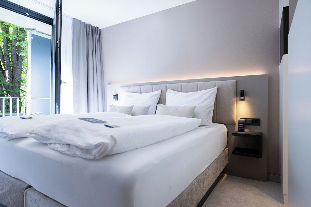 Hotel Kronjuwel by BRIGHT Comfort Double Room 4