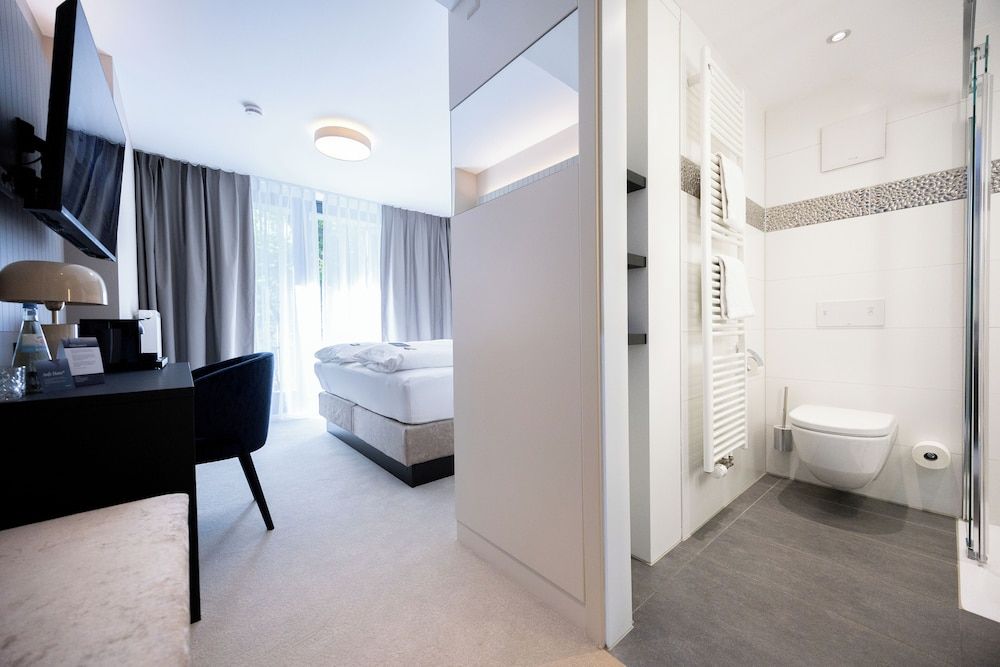 Hotel Kronjuwel by BRIGHT Comfort Double Room 22
