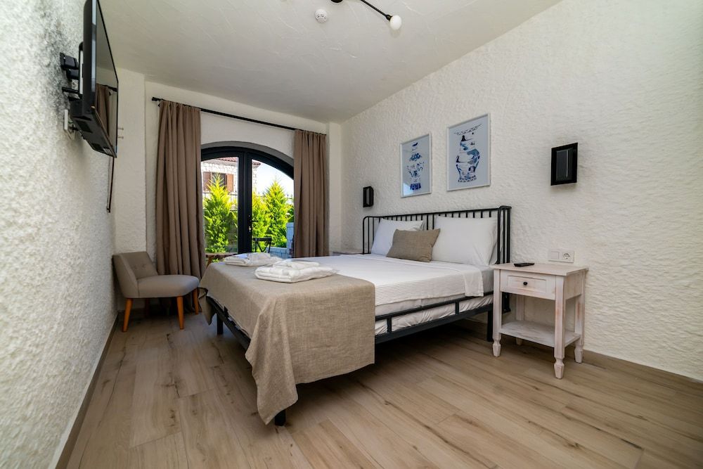 undefined Cemal Alacati Butik Hotel 6