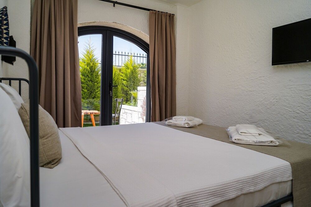 undefined Cemal Alacati Butik Hotel 5