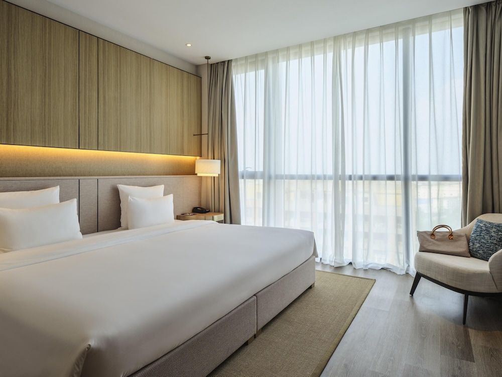 Novotel Shanghai Qingpu Excellence Standard Room, 1 King Bed 2