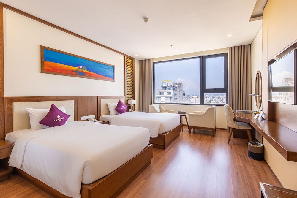 Rosamia Da Nang Hotel Deluxe Twin Room, City View 6