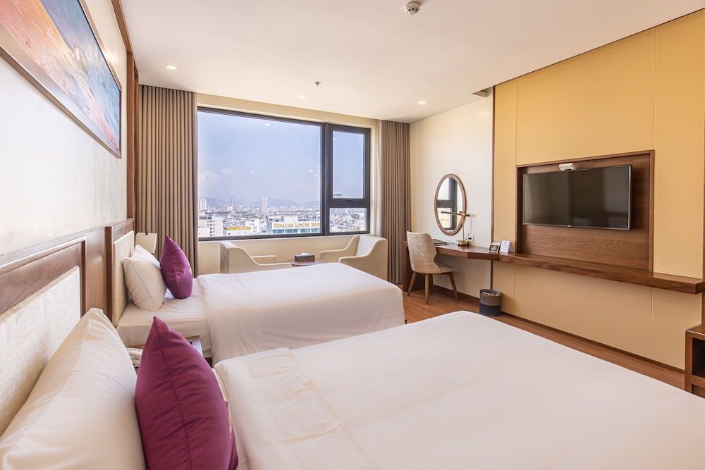 Rosamia Da Nang Hotel Deluxe Twin Room, City View