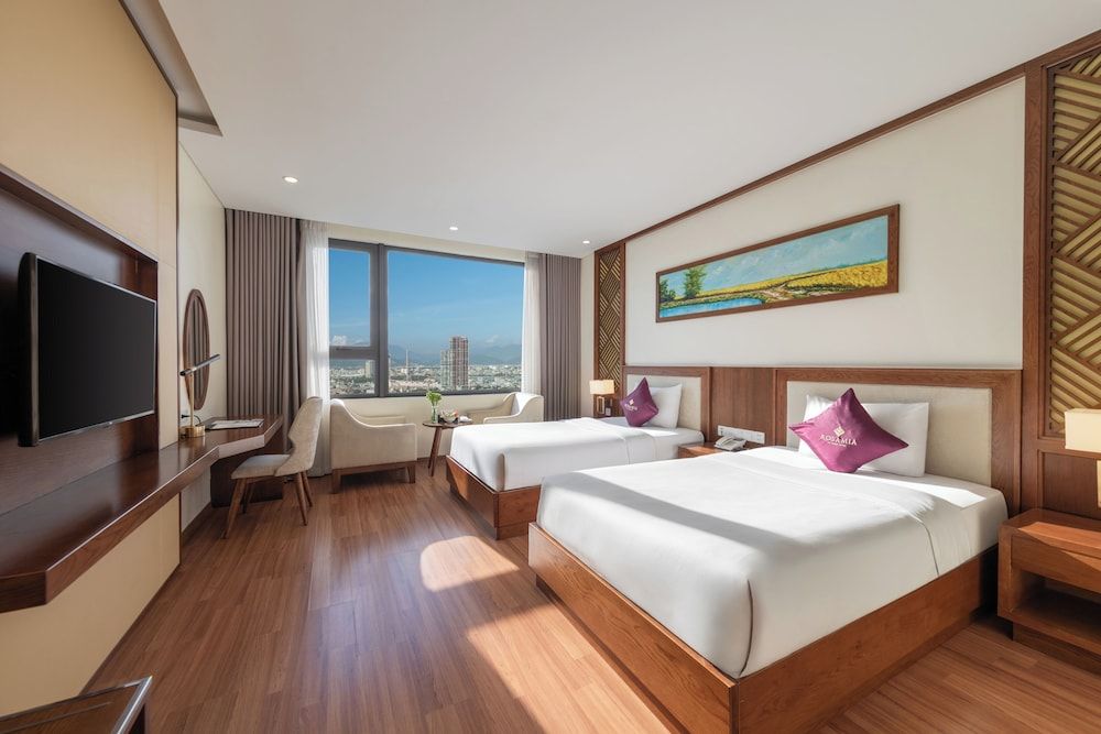 Rosamia Da Nang Hotel Deluxe Twin Room, City View 3
