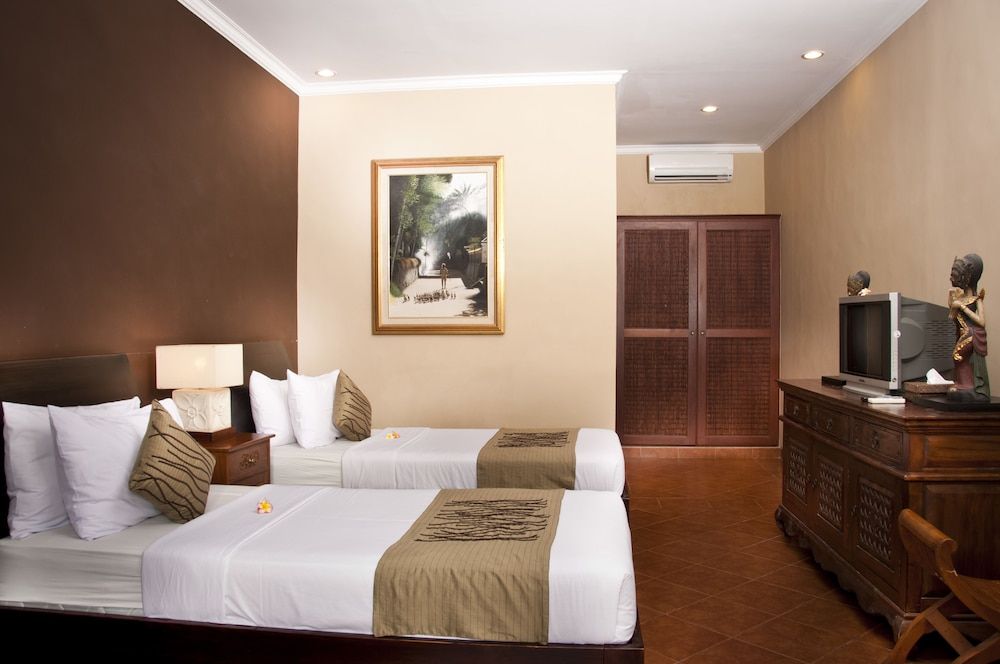 Sindhu Mertha Sanur Standard Room, Pool View 14
