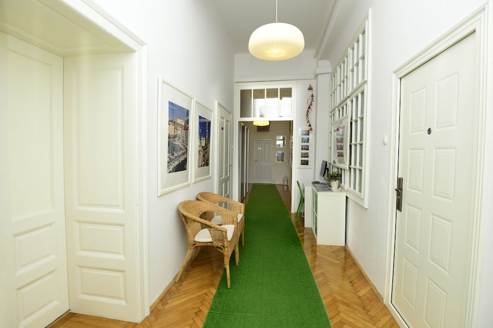 undefined Galeria Rooms 5