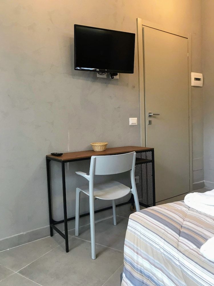 Milan City Style - Via Marocco Basic Double Room 10