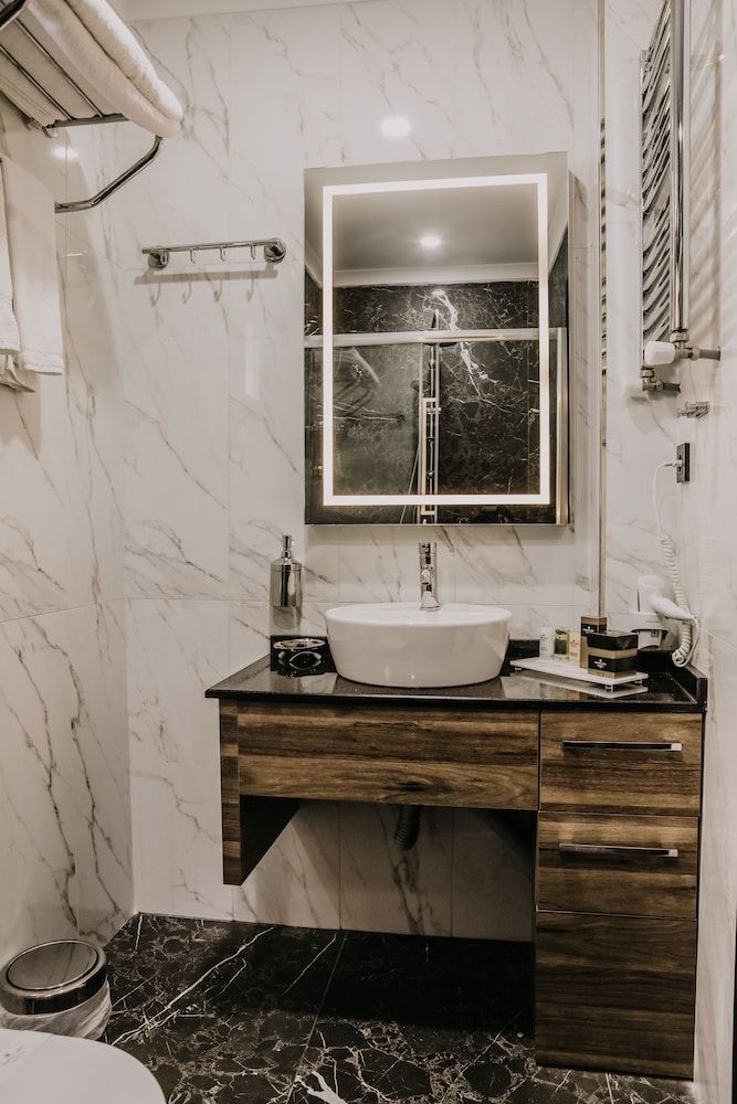 Grand Lark Otel Standard Room, City View 4