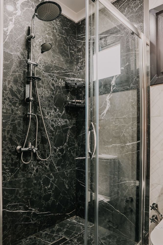 Grand Lark Otel Standard Room, City View 7