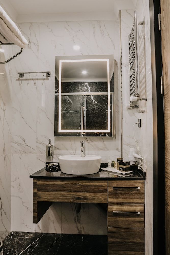 Grand Lark Otel Standard Room, City View 5