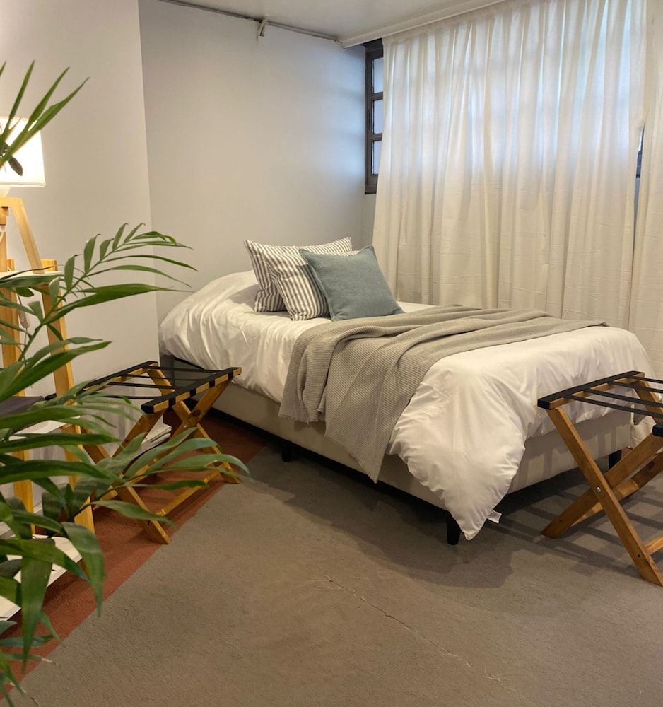 Casa Reconquista Comfort Triple Room, Private Bathroom 2