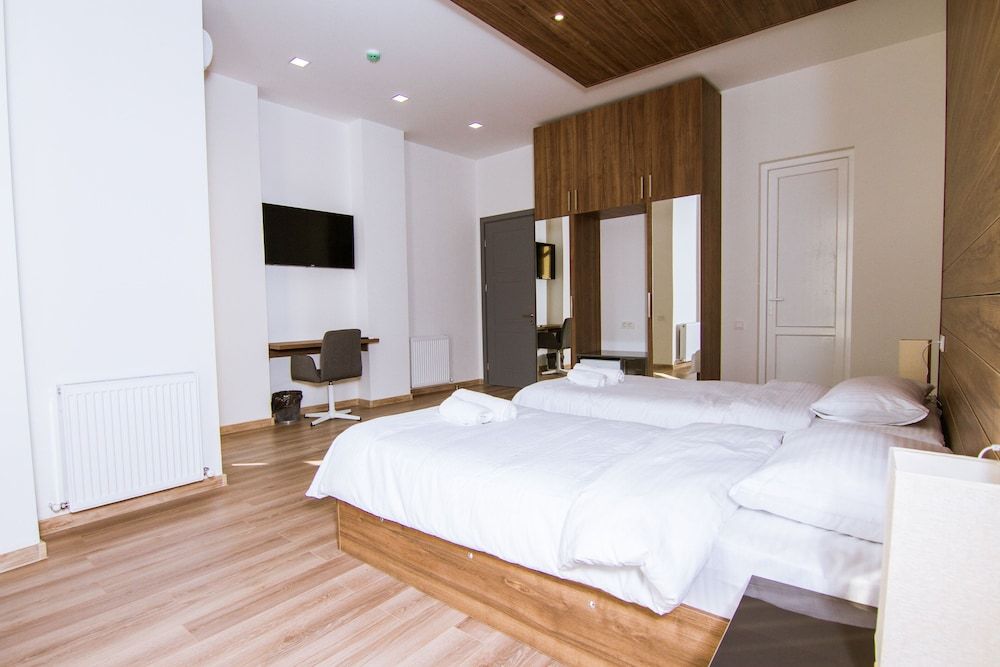 undefined Victoria Inn Tbilisi 8