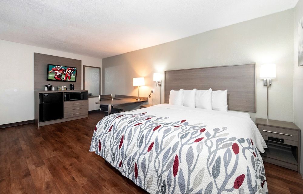 Suite, 1 King Bed, Non Smoking