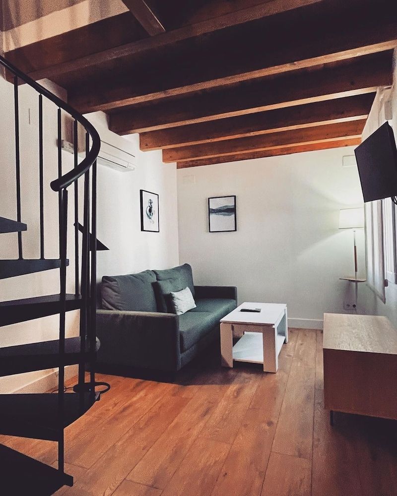 Real Segovia Apartments Economy Studio 5