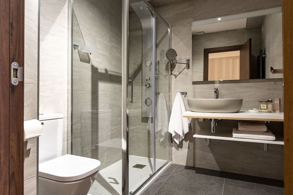 Real Segovia Apartments Economy Studio 6