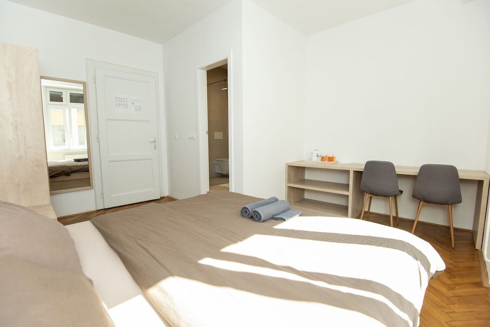 Viva Rooms Double Room 26