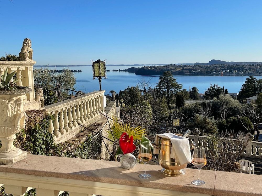 Park Hotel Ville Montefiori Suite D'Annunzio