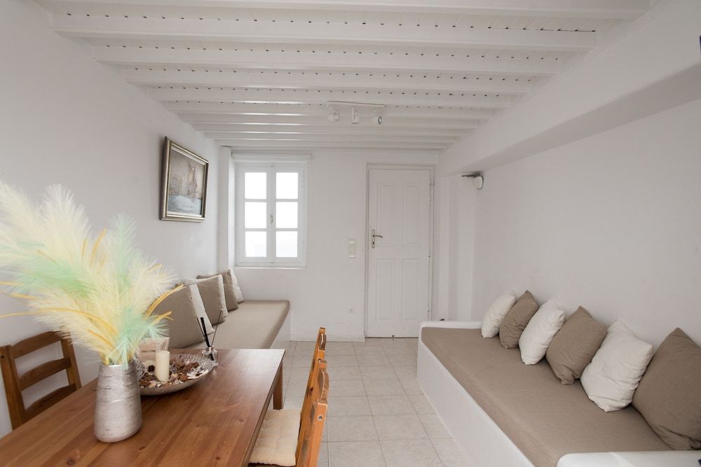 Alessios Mykonian Downtown Houses Deluxe Duplex (2) 6