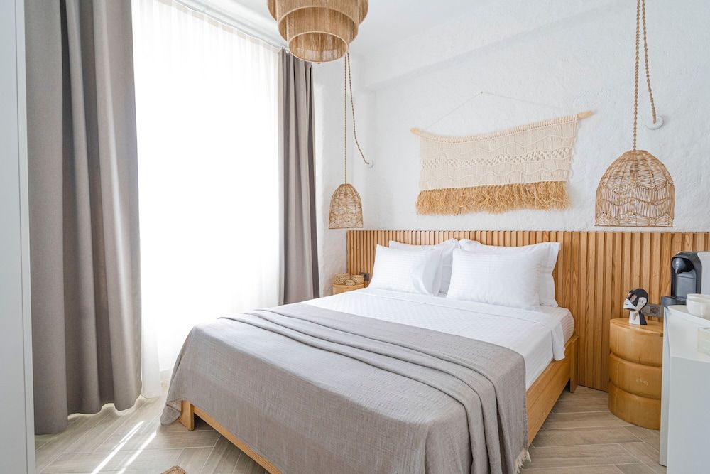 undefined Voger Alacati Silence