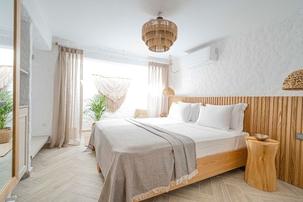 Voger Alacati Silence Economy Room 7