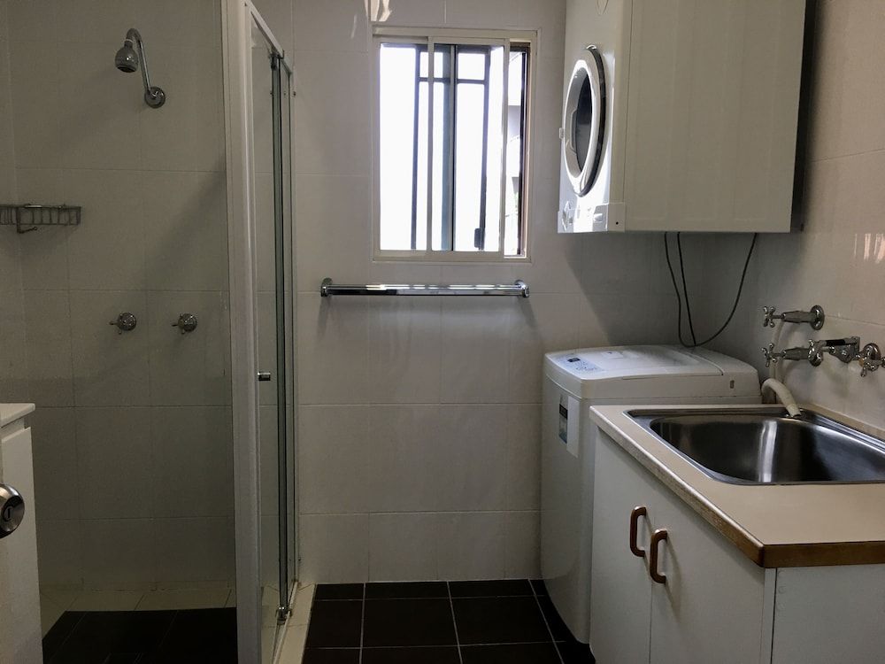 Burleigh Palms Holiday Apartments Apartment, 2 Bedrooms 4