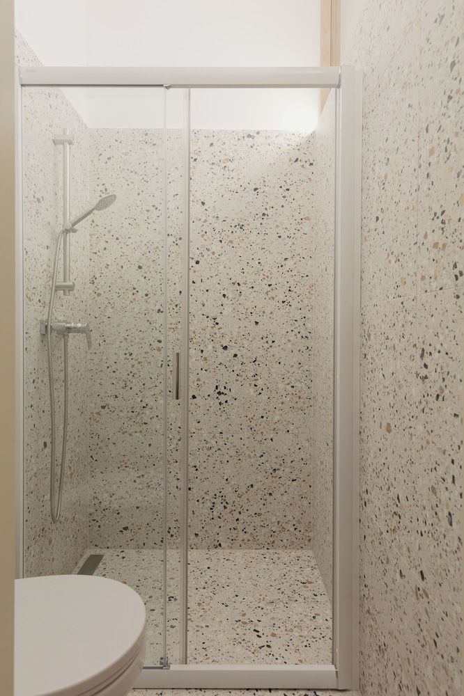 Flow Spaces Superior Double Room 3