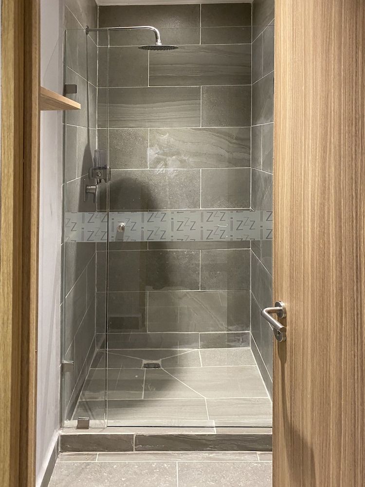 izZzleep WTC World Trade Center Mexico Comfort Capsule 16