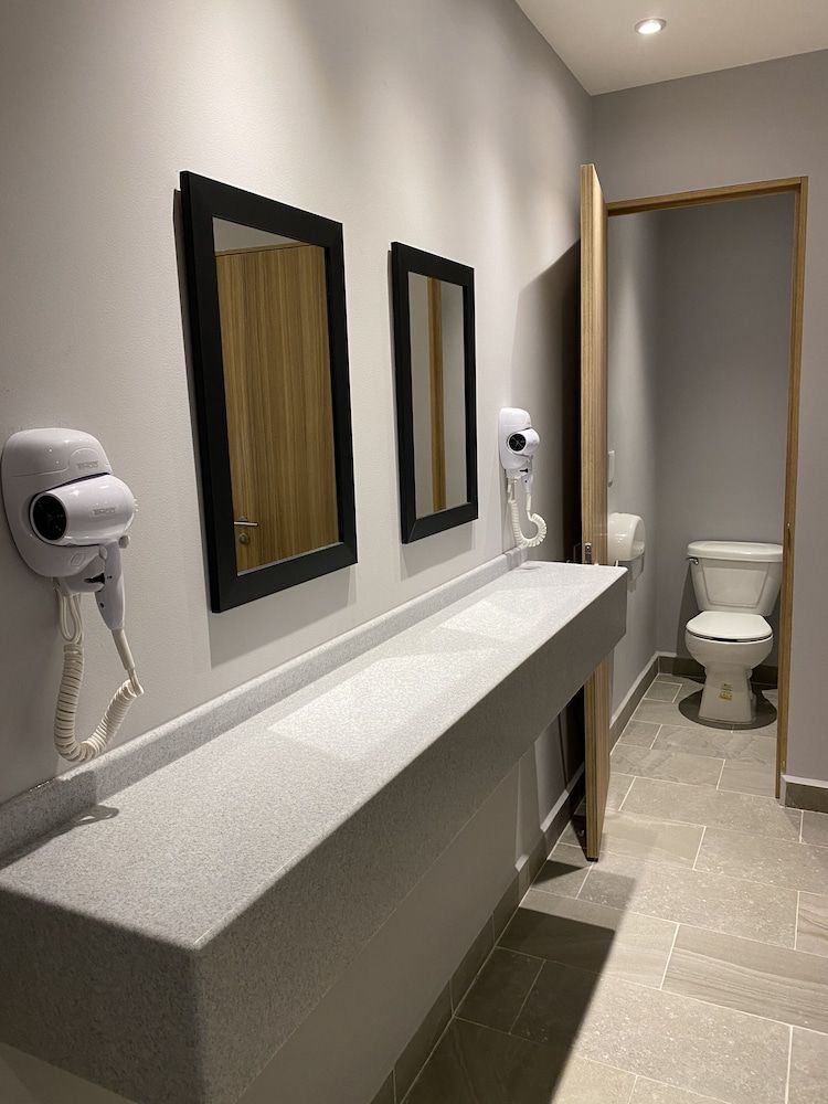 izZzleep WTC World Trade Center Mexico Comfort Capsule 13