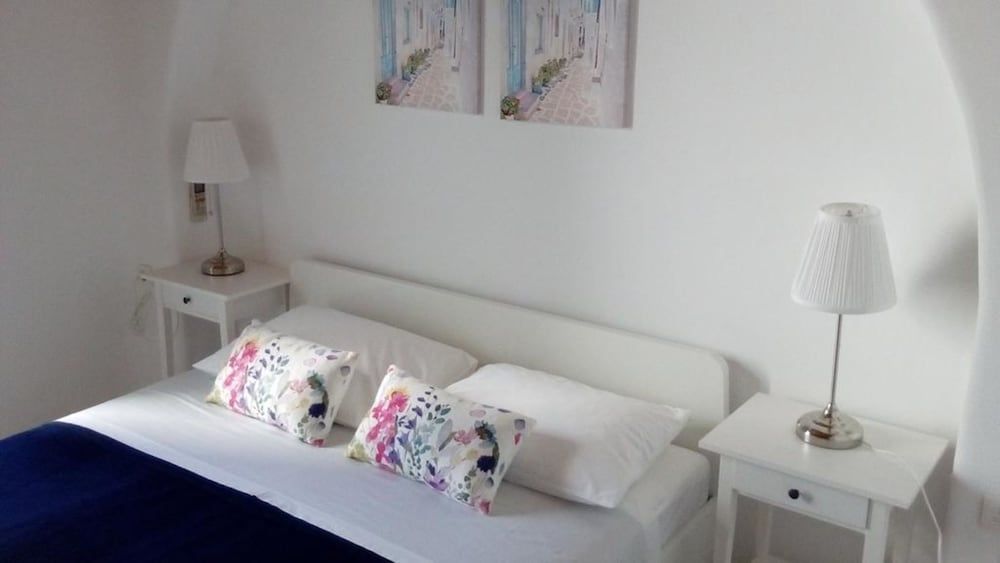 Mykonian Aroma House Apartment, Pool View 6