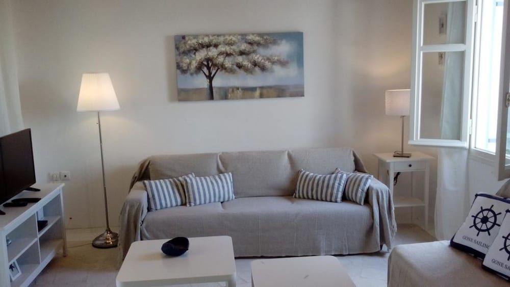 Mykonian Aroma House Apartment, Pool View 12