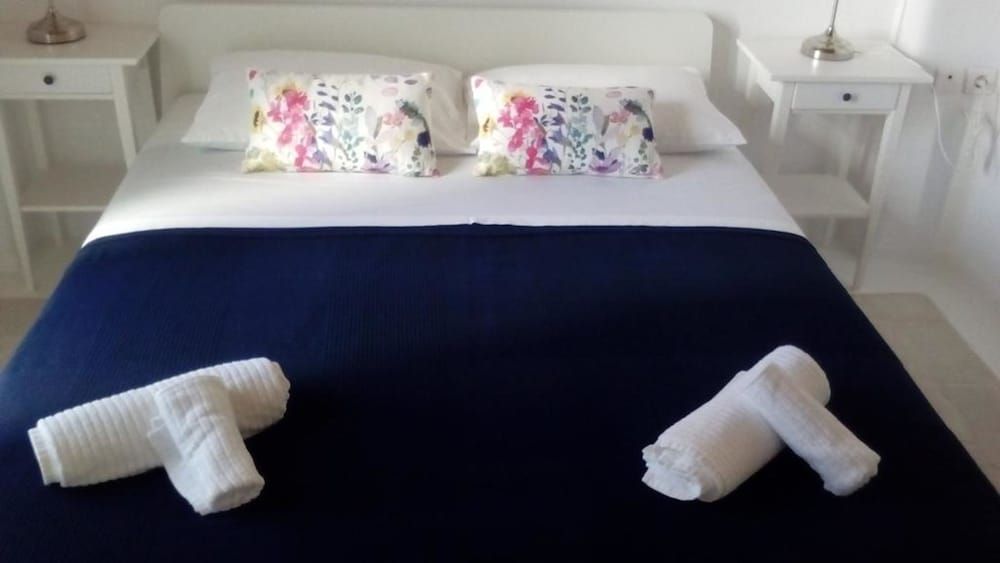 Mykonian Aroma House Apartment, Pool View 5