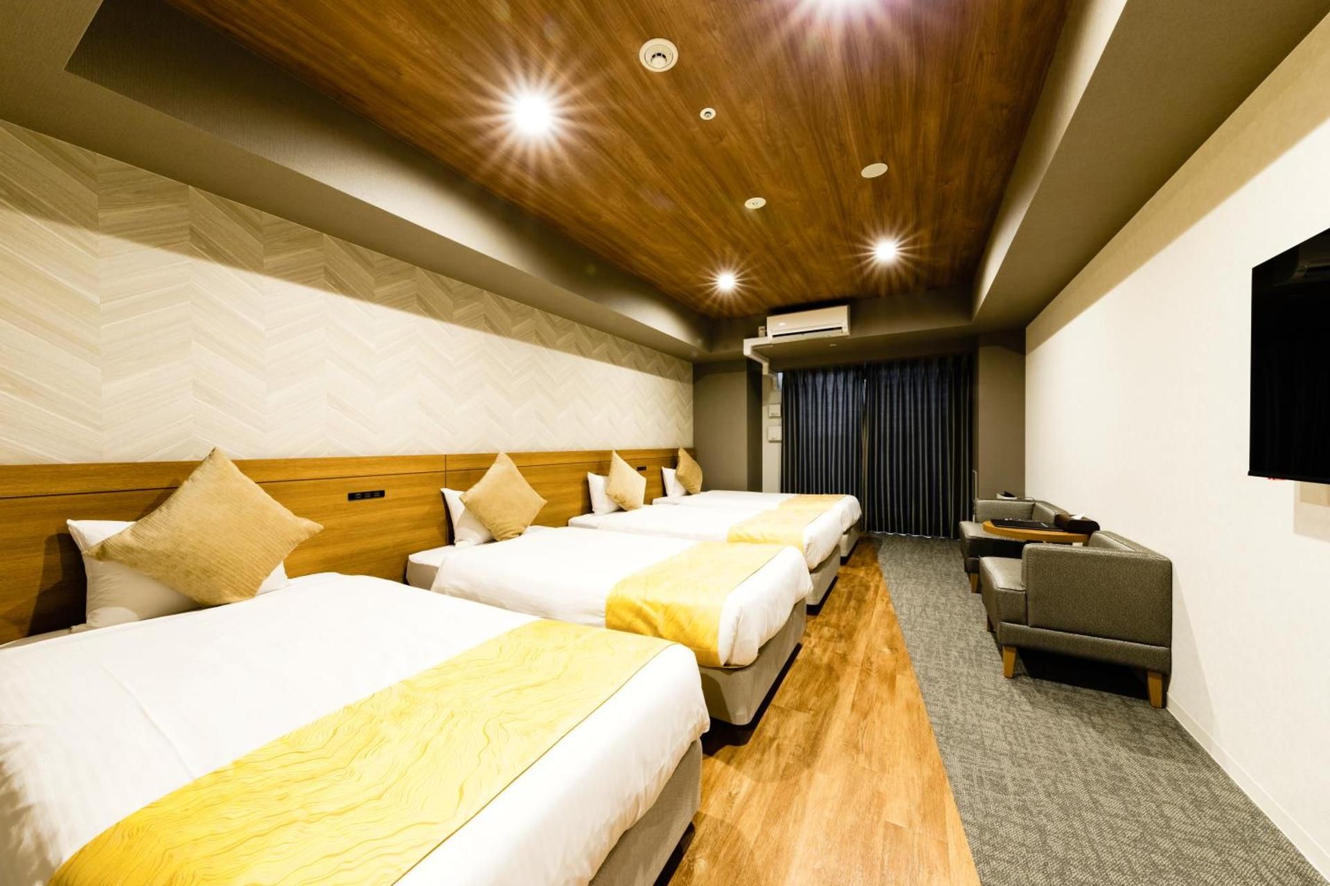 undefined TAKUTO HOTEL Shinsaibashi 5