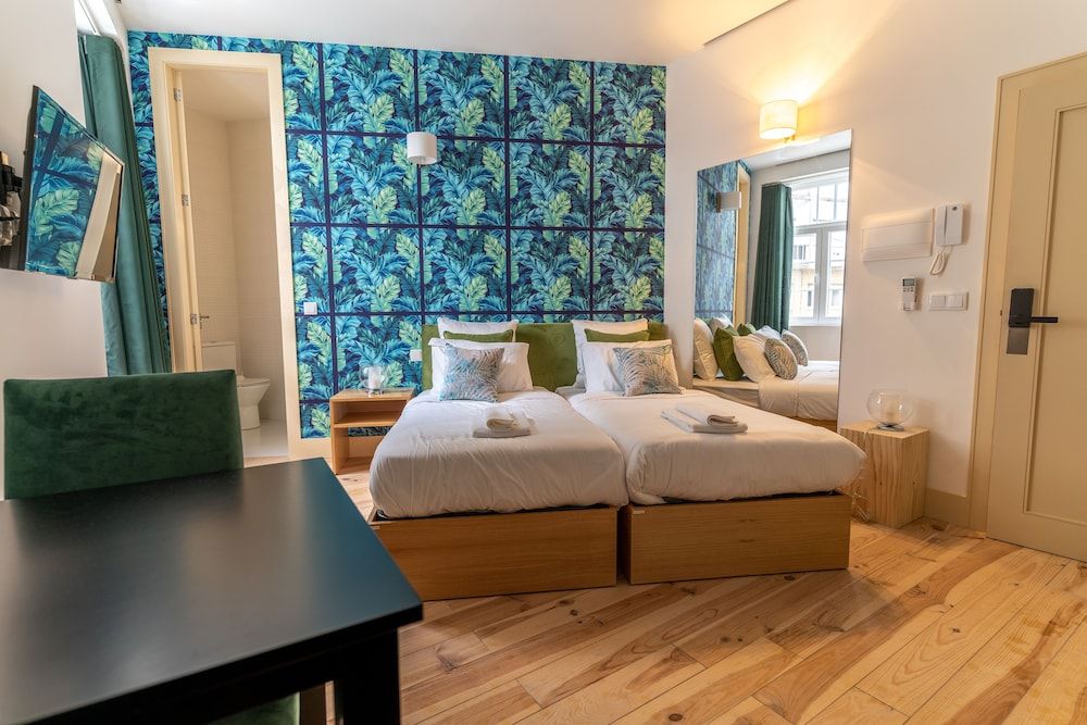 PORTOTEM PREMIUM Standard Studio Suite (4)