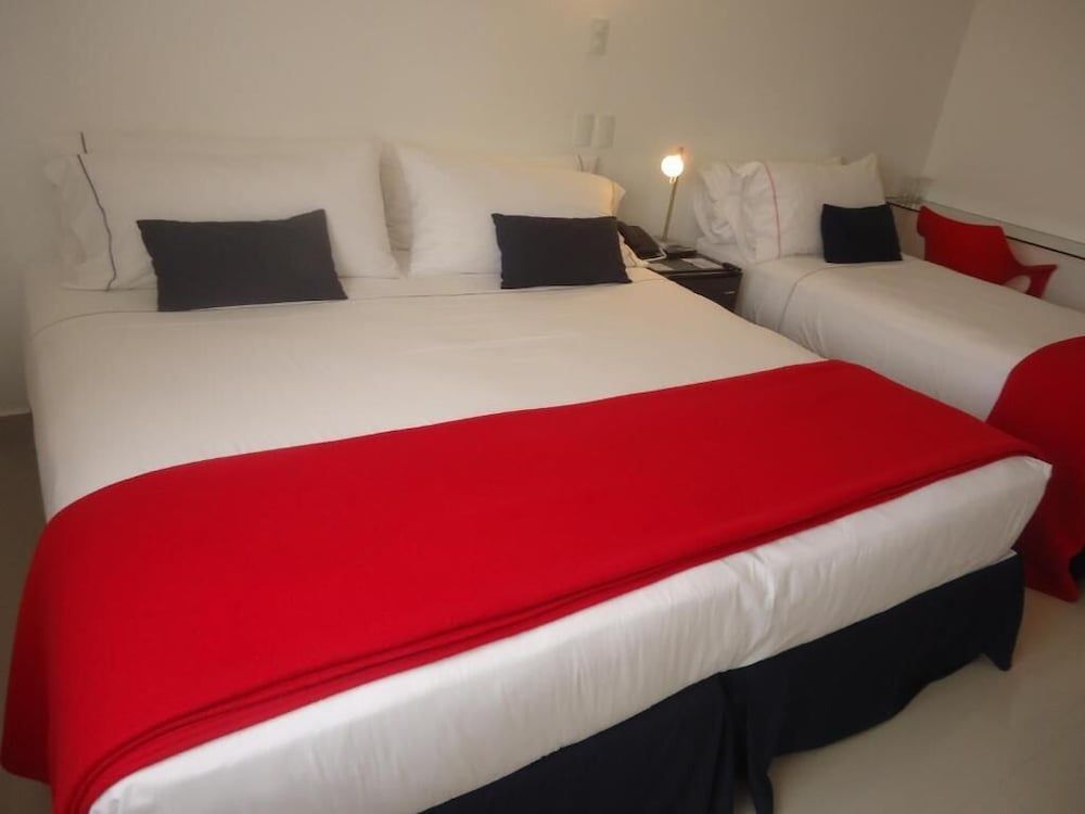 Superior Triple Room, Partial Ocean View