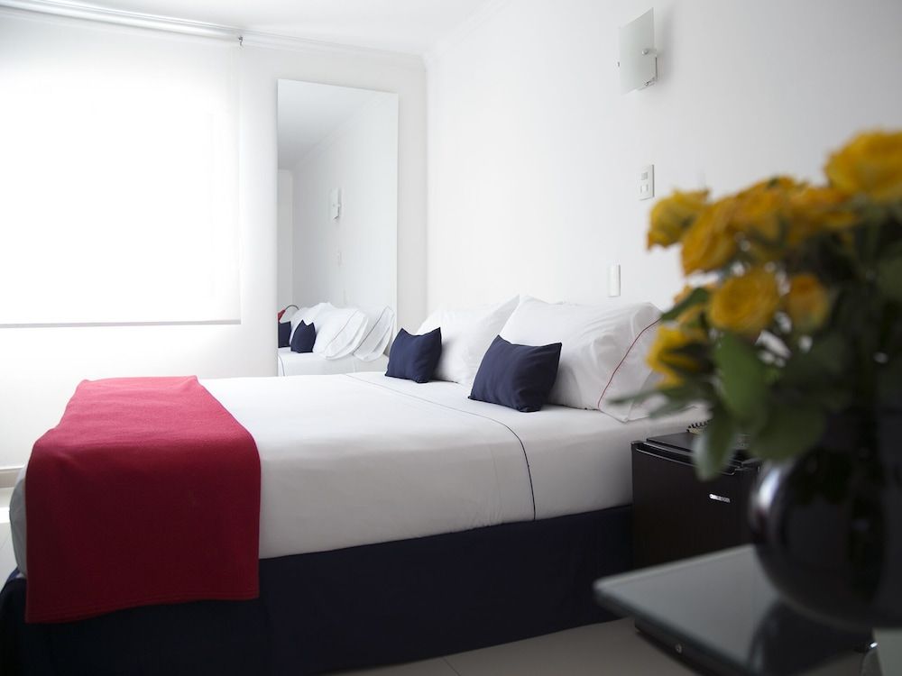 Superior Room, Partial Ocean View