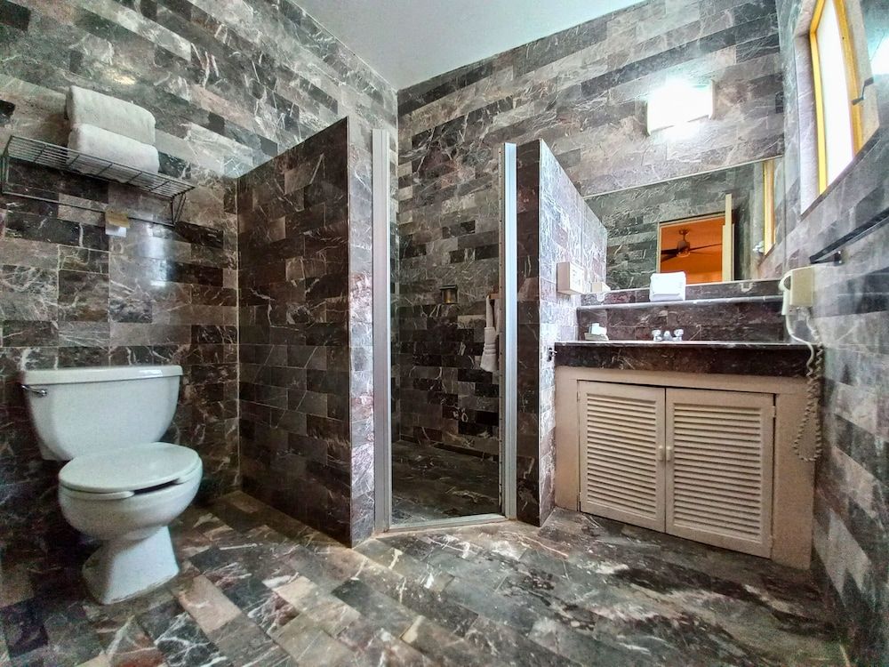 Hotel Villa del Conquistador Master Suite with Private Terrace and Pool View 6