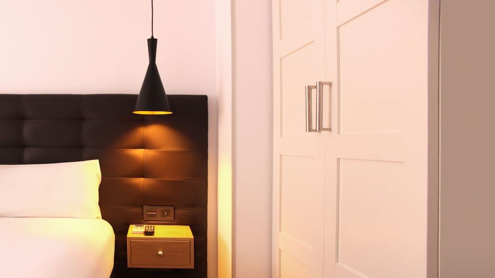 Woohoo Suites Madrid Junior Suite, 1 King Bed 12