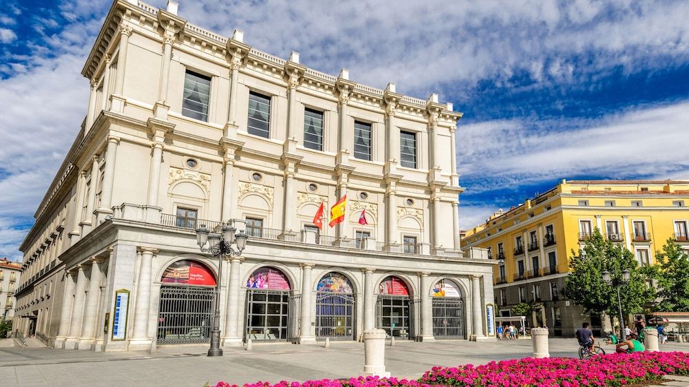 undefined Woohoo Suites Madrid 4