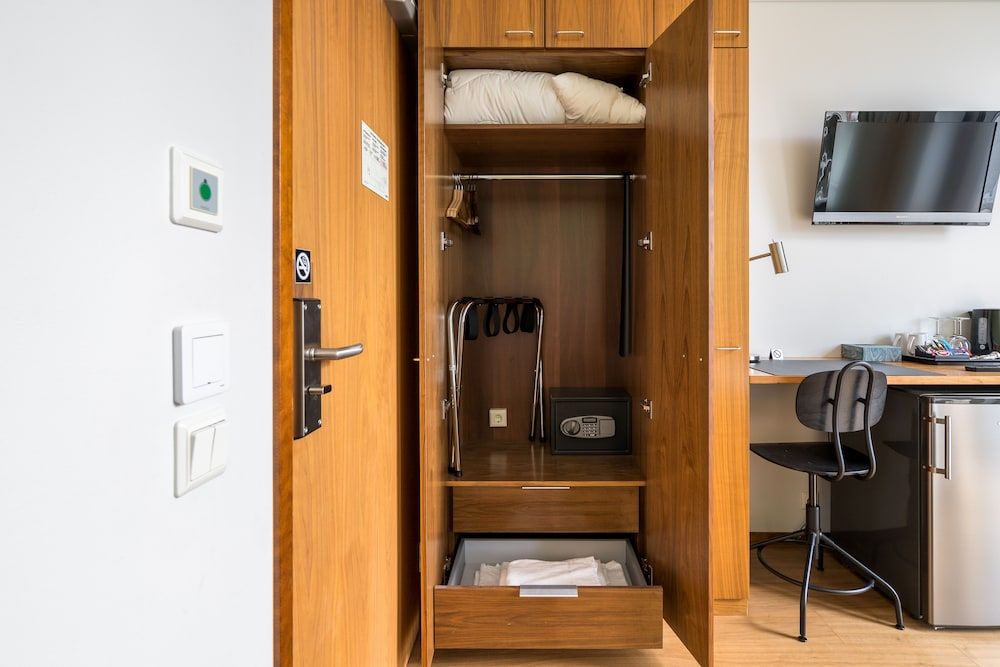 Hiisi Hotel Helsinki Jätkäsaari Standard Twin Room 14